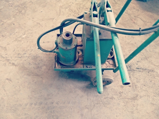 แม่แรง60ตัน แม่แรง60ตัน