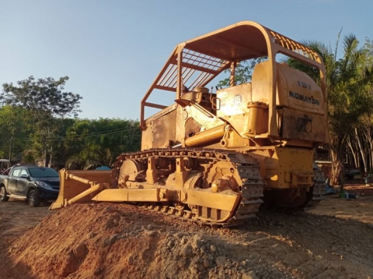 KOMATSU D50S-15 ห้องเลี้ยวแห้ง สภาพสวย KOMATSU D50S-15 ห้องเลี้ยวแห้ง สภาพสวย