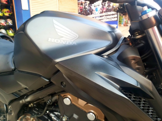 ขาย HONDA CB500F ปี2017 เดิมๆ สีสวย เครื่องดีพร้อมใช้งาน ยางหน้าหลังเต็ม ทะเบียนสวยพร้อมโอน ราคา 995 ขาย HONDA CB500F ปี2017 เดิมๆ สีสวย เครื่องดีพร้อมใช้งาน ยางหน้าหลังเต็ม ทะเบียนสวยพร้อมโอน ราคา 995