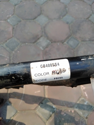 ขายถังน้ำมัน Honda CL400ss แถมเฟรม CB400ss เก่าญี่ปุ่น