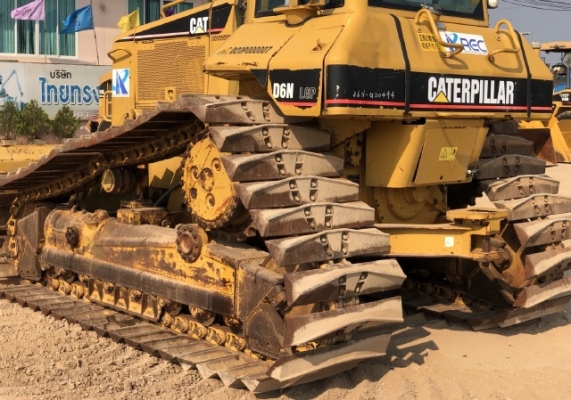 ขายรถดันดิน CAT D6N ปี 2008 นำเข้าเองจากญี่ปุ่น สภาพสวยพร้อมใช้ มีVDOการทำงานครับ