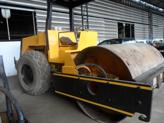 ไดน่าแพคลดเเหลกเลยจ้าาา DYNAPAC 512 เพลาเดียวราคาพิเศษ 350,000 เท่านั้น อินวอย  โทรด่วน 081-989-1989 หรั่งครับ