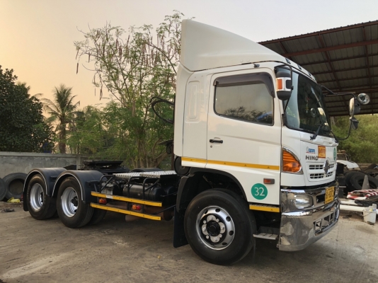 Hino 380 ปี 57 สิบล้อหัวลาก รถสวยเดิมๆ พร้อมใช้งาน Hino 380 ปี 57 สิบล้อหัวลาก รถสวยเดิมๆ พร้อมใช้งาน