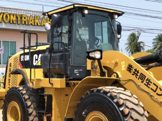 ขายรถตักล้อยาง CAT 950K (เทียบเท่า WA380-7) ปี 2015 นำเข้าเองจากญี่ปุ่น สภาพสวยพร้อมใช้งาน มีVDOการทำงานครับ