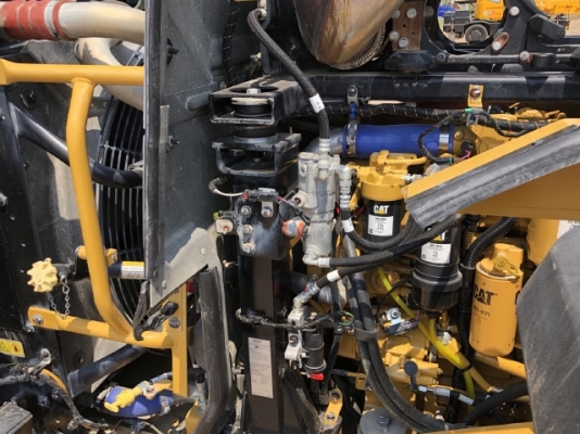 ขายรถตักล้อยาง CAT 950K (เทียบเท่า WA380-7) ปี 2015 นำเข้าเองจากญี่ปุ่น สภาพสวยพร้อมใช้งาน มีVDOการทำงานครับ