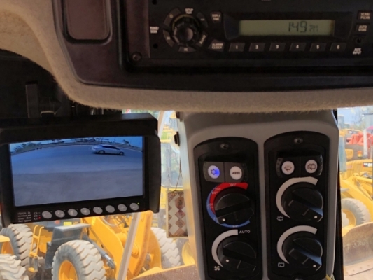 ขายรถตักล้อยาง CAT 950K (เทียบเท่า WA380-7) ปี 2015 นำเข้าเองจากญี่ปุ่น สภาพสวยพร้อมใช้งาน มีVDOการทำงานครับ