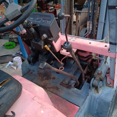 รถโฟล์คลิฟท์ NISSAN เครื่องยนต์เบนซินยก 1.8 ตันพร้อมใช้รถเก่านอก รถโฟล์คลิฟท์ NISSAN เครื่องยนต์เบนซินยก 1.8 ตันพร้อมใช้รถเก่านอก