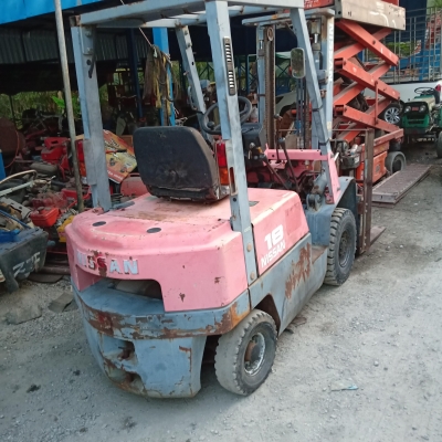 รถโฟล์คลิฟท์ NISSAN เครื่องยนต์เบนซินยก 1.8 ตันพร้อมใช้รถเก่านอก รถโฟล์คลิฟท์ NISSAN เครื่องยนต์เบนซินยก 1.8 ตันพร้อมใช้รถเก่านอก