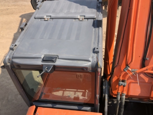 ขายรถขุด HITACHI ZX350H-3 นำเข้าเองจากญี่ปุ่น สภาพสวยพร้อมใช้งาน มีVDOการทำงานครับ ขายรถขุด HITACHI ZX350H-3 นำเข้าเองจากญี่ปุ่น สภาพสวยพร้อมใช้งาน มีVDOการทำงานครับ