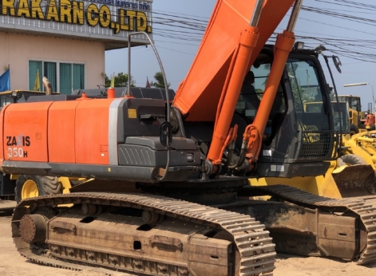 ขายรถขุด HITACHI ZX350H-3 นำเข้าเองจากญี่ปุ่น สภาพสวยพร้อมใช้งาน มีVDOการทำงานครับ ขายรถขุด HITACHI ZX350H-3 นำเข้าเองจากญี่ปุ่น สภาพสวยพร้อมใช้งาน มีVDOการทำงานครับ