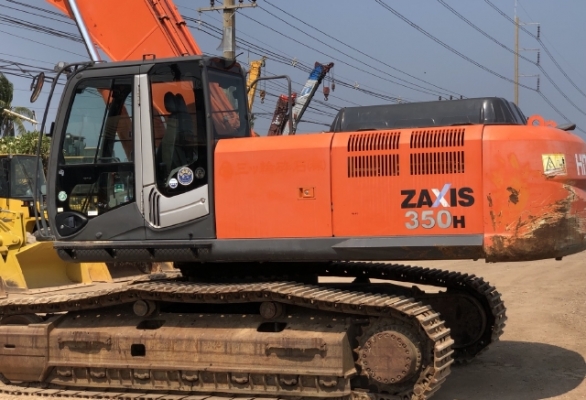 ขายรถขุด HITACHI ZX350H-3 นำเข้าเองจากญี่ปุ่น สภาพสวยพร้อมใช้งาน มีVDOการทำงานครับ ขายรถขุด HITACHI ZX350H-3 นำเข้าเองจากญี่ปุ่น สภาพสวยพร้อมใช้งาน มีVDOการทำงานครับ