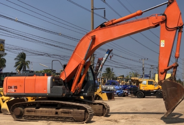 ขายรถขุด HITACHI ZX350H-3 นำเข้าเองจากญี่ปุ่น สภาพสวยพร้อมใช้งาน มีVDOการทำงานครับ ขายรถขุด HITACHI ZX350H-3 นำเข้าเองจากญี่ปุ่น สภาพสวยพร้อมใช้งาน มีVDOการทำงานครับ