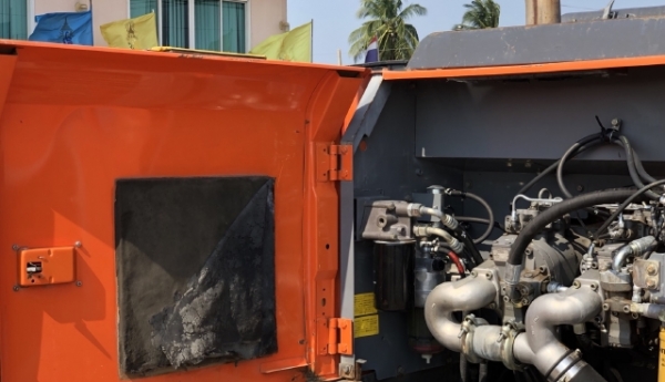 ขายรถขุด HITACHI ZX350H-3 นำเข้าเองจากญี่ปุ่น สภาพสวยพร้อมใช้งาน มีVDOการทำงานครับ ขายรถขุด HITACHI ZX350H-3 นำเข้าเองจากญี่ปุ่น สภาพสวยพร้อมใช้งาน มีVDOการทำงานครับ