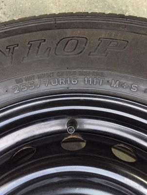 ขายล้ออ่ะไหล่ฟอร์ด+ยาง.DunLop255/70/16ปี2018 ราคา2000บ. สนใจโทร.0879050181.ส่งได้ทั่วไทย ขายล้ออ่ะไหล่ฟอร์ด+ยาง.DunLop255/70/16ปี2018 ราคา2000บ. สนใจโทร.0879050181.ส่งได้ทั่วไทย