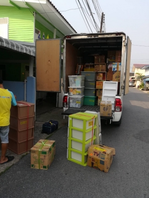 บริการรถรับจ้างทั่วไทย รถรับจ้างจังหวัดนครพนม ขนของย้ายบ้าน ต่างจังหวัด