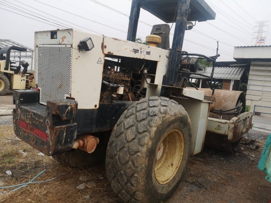 ปิดการขาย!!รถบดสั่นสะเทือน Inger-sollLand sd150d สองเพลา ล้อเรียบหนาๆ เอกสารเล่มทะเบียนพร้อม ปิดการขาย!!รถบดสั่นสะเทือน Inger-sollLand sd150d สองเพลา ล้อเรียบหนาๆ เอกสารเล่มทะเบียนพร้อม