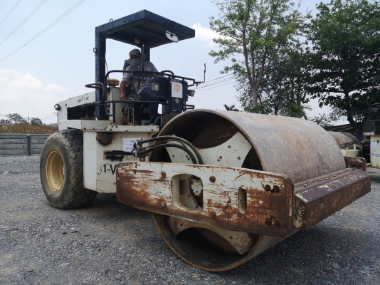 ปิดการขาย!!รถบดสั่นสะเทือน Inger-sollLand sd150d สองเพลา ล้อเรียบหนาๆ เอกสารเล่มทะเบียนพร้อม ปิดการขาย!!รถบดสั่นสะเทือน Inger-sollLand sd150d สองเพลา ล้อเรียบหนาๆ เอกสารเล่มทะเบียนพร้อม
