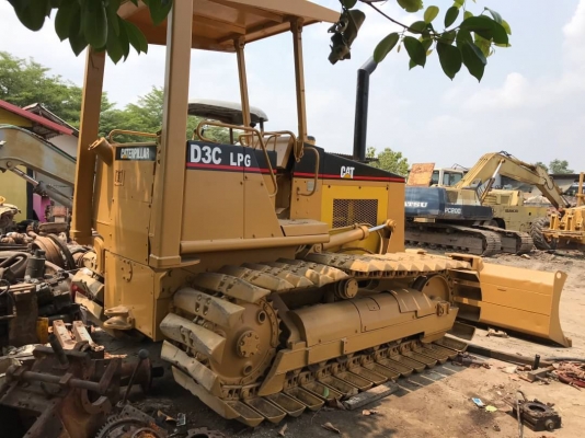 แทตรคเตอร์ Catterpillar D3C LGP เกียร์ตัดสใล6ทิศทาง สภาพเก่านอก เอกสารเล่มทะเบียน