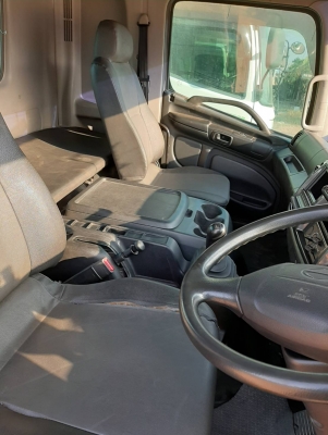 Hino 380 ปี 57 หัวลาก ไมล์แท้สามแสน รถสวยเดิมเต็มทุกจุด พร้อมใช้งาน
