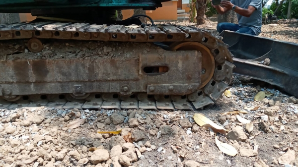 KOMATSU PC30-7 สภาพสวยพร้อมใช้งาน KOMATSU PC30-7 สภาพสวยพร้อมใช้งาน