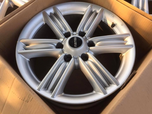 ขายล้อ Isuzu D-Max ขอบ18&rdquo; 6รู สภาพสวยมาก - ราคาชุดละ 6,500 บาท