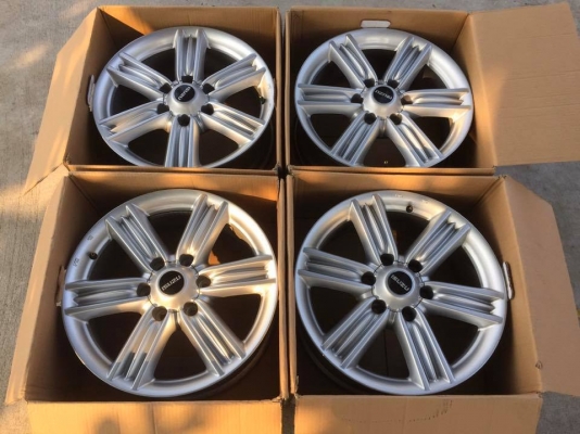 ขายล้อ Isuzu D-Max ขอบ18&rdquo; 6รู สภาพสวยมาก - ราคาชุดละ 6,500 บาท