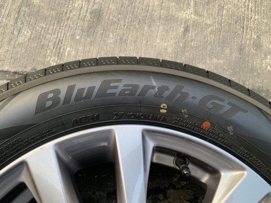 ล้อแม็กป้ายแดง Mazda 3 รุ่นใหม่ล่าสุด ขอบ 16 พร้อมยางป้ายแดง 205-60-16 Yokohama ปี 19 สวยกริ๊บๆ
