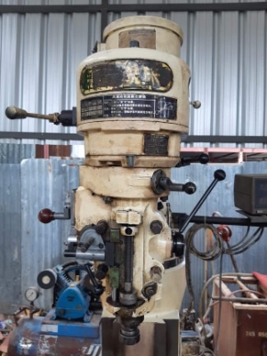 ถ้าท่านกำลังหาเครื่องมิลลิ่ง พร้อม DRO ในราคาซื้อแท่นเจาะตั่งพื้น ยังไม่ได้เลย 48000 บาท 0814583376 เอก ปทุม