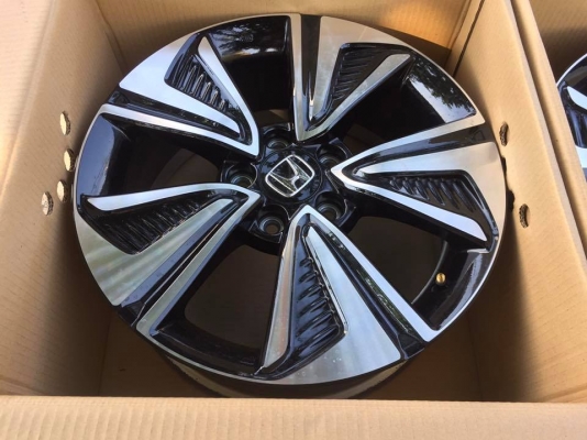 ล้อ HONDA CIVIC FK ขอบ17” 5รู114 ถอดป้ายแดง สภาพสวยมาก ใหม่กริ๊ปไม่มีตำหนิ - ราคาชุดละ 6,500 บาท ล้อ HONDA CIVIC FK ขอบ17” 5รู114 ถอดป้ายแดง สภาพสวยมาก ใหม่กริ๊ปไม่มีตำหนิ - ราคาชุดละ 6,500 บาท
