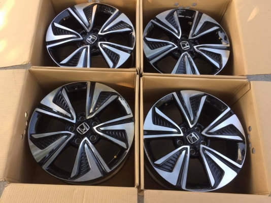 ล้อ HONDA CIVIC FK ขอบ17” 5รู114 ถอดป้ายแดง สภาพสวยมาก ใหม่กริ๊ปไม่มีตำหนิ - ราคาชุดละ 6,500 บาท ล้อ HONDA CIVIC FK ขอบ17” 5รู114 ถอดป้ายแดง สภาพสวยมาก ใหม่กริ๊ปไม่มีตำหนิ - ราคาชุดละ 6,500 บาท