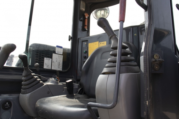 KOBELCO SK50SR-5 นำเข้าจากญี่ปุ่น สนใจติดต่อ ผึ้ง โทร 095-0563605 KOBELCO SK50SR-5 นำเข้าจากญี่ปุ่น สนใจติดต่อ ผึ้ง โทร 095-0563605