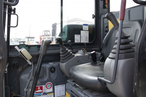 KOBELCO SK50SR-5 นำเข้าจากญี่ปุ่น สนใจติดต่อ ผึ้ง โทร 095-0563605 KOBELCO SK50SR-5 นำเข้าจากญี่ปุ่น สนใจติดต่อ ผึ้ง โทร 095-0563605