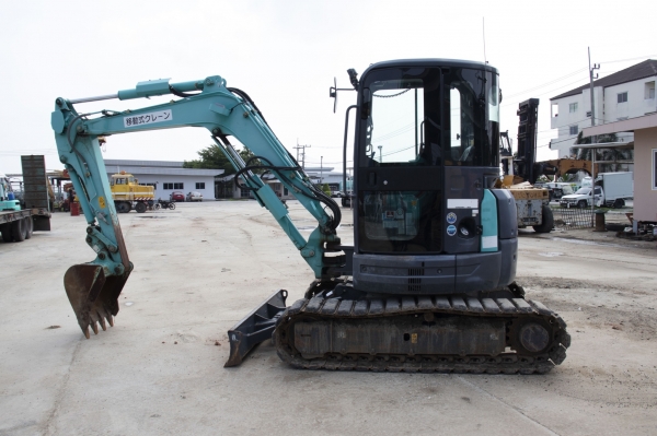 KOBELCO SK50SR-5 นำเข้าจากญี่ปุ่น สนใจติดต่อ ผึ้ง โทร 095-0563605