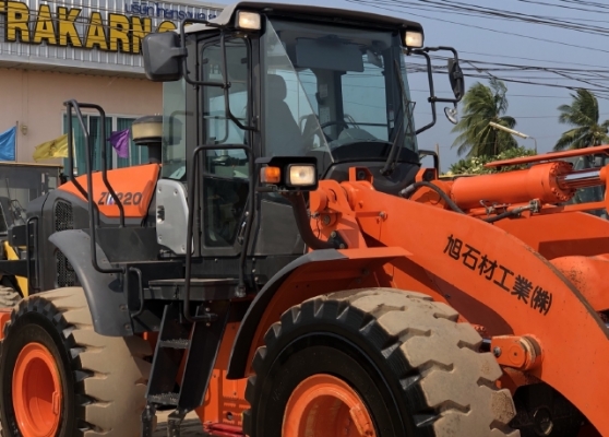ขายรถตักล้อยาง HITACHI ZW220-5B (เทียบเท่า WA380-7) ปี 2016 นำเข้าเองจากญี่ปุ่น มีVDOการทำงานครับ