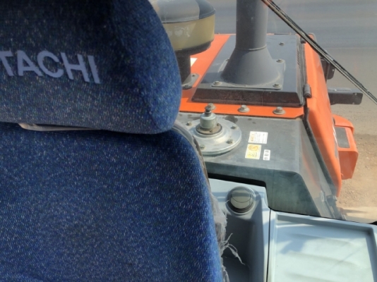 ขายรถตักล้อยาง HITACHI ZW220-5B (เทียบเท่า WA380-7) ปี 2016 นำเข้าเองจากญี่ปุ่น มีVDOการทำงานครับ