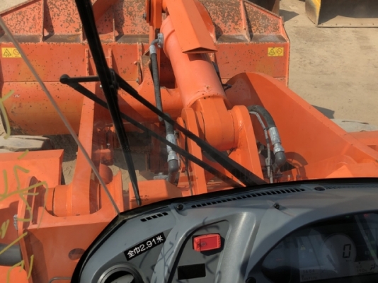 ขายรถตักล้อยาง HITACHI ZW220-5B (เทียบเท่า WA380-7) ปี 2016 นำเข้าเองจากญี่ปุ่น มีVDOการทำงานครับ