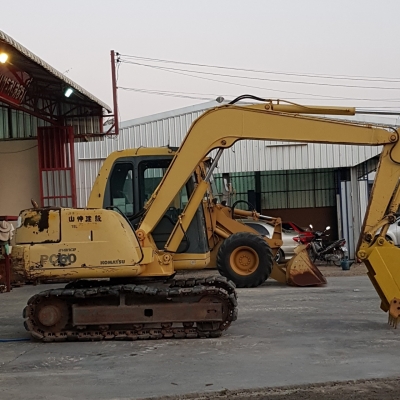 รถขุดโคมัตสุ PC60-7E เก่าญี่ปุ่น รถขุดโคมัตสุ PC60-7E เก่าญี่ปุ่น