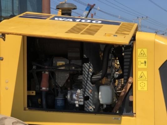 ขายรถตักล้อยาง KOMATSU WA100-5 นำเข้าเองจากญี่ปุ่น สภาพสวยพร้อมใช้งาน มีVDOการทำงานครับ