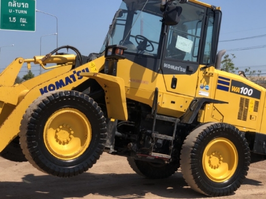 ขายรถตักล้อยาง KOMATSU WA100-7 ปี 2017 นำเข้าเองจากญี่ปุ่น สภาพสวยพร้อมใช้งาน มีVDOการทำงานครับ