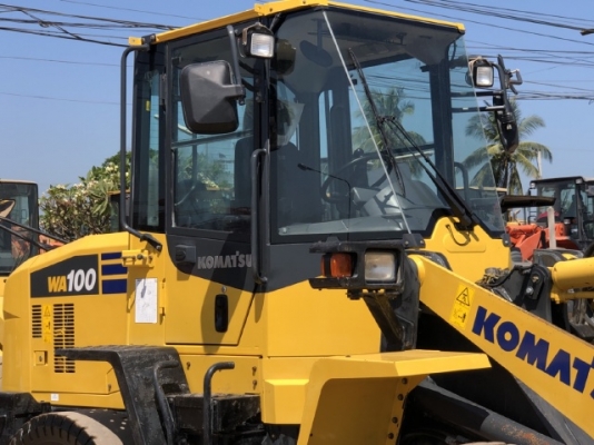 ขายรถตักล้อยาง KOMATSU WA100-7 ปี 2017 นำเข้าเองจากญี่ปุ่น สภาพสวยพร้อมใช้งาน มีVDOการทำงานครับ