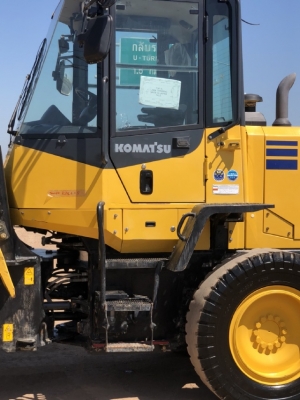 ขายรถตักล้อยาง KOMATSU WA100-7 ปี 2017 นำเข้าเองจากญี่ปุ่น สภาพสวยพร้อมใช้งาน มีVDOการทำงานครับ