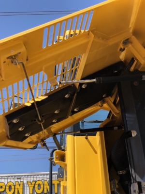 ขายรถตักล้อยาง KOMATSU WA100-7 ปี 2017 นำเข้าเองจากญี่ปุ่น สภาพสวยพร้อมใช้งาน มีVDOการทำงานครับ