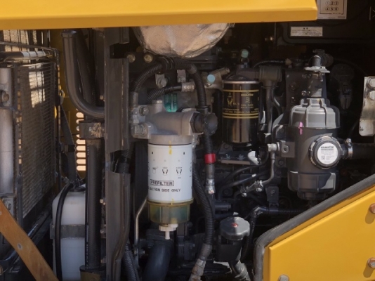 ขายรถตักล้อยาง KOMATSU WA100-7 ปี 2017 นำเข้าเองจากญี่ปุ่น สภาพสวยพร้อมใช้งาน มีVDOการทำงานครับ ขายรถตักล้อยาง KOMATSU WA100-7 ปี 2017 นำเข้าเองจากญี่ปุ่น สภาพสวยพร้อมใช้งาน มีVDOการทำงานครับ