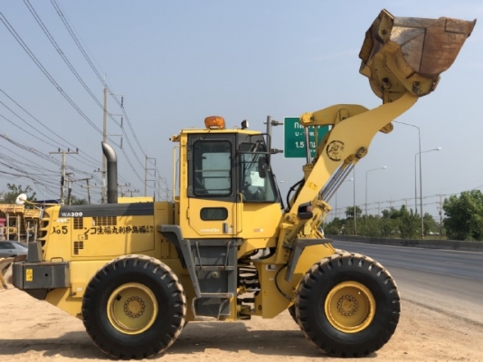 ขายรถตักล้อยาง KOMATSU WA300-3E นำเข้าเองจากญี่ปุ่น สภาพสวยพร้อมใช้งาน มีVDOการทำงานครับ