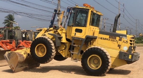 ขายรถตักล้อยาง KOMATSU WA300-3E นำเข้าเองจากญี่ปุ่น สภาพสวยพร้อมใช้งาน มีVDOการทำงานครับ