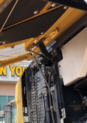 ขายรถตักล้อยาง KOMATSU WA320-7 ปี 2015 นำเข้าเองจากญี่ปุ่น สภาพสวยพร้อมใช้ มีVDOการทำงานครับ
