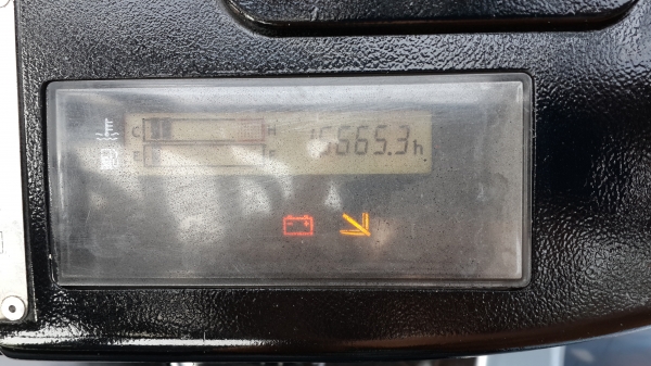 ขายรถยกโฟล์คลิฟท์ toyota ขนาด 2.5ตันเสา 2 ท่อน สูง 4 เมตร สภาพดีค่ะ 0844591695 เหมี๋ยวค่ะ