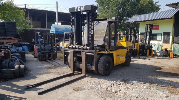 ขายรถยกโฟล์คลิฟท์ TCM ขนาด 12 ตัน เสาสูง 3 เมตร ติดตั้งอุปกรณ์พิเศษไซด์ชิฟ (รถนอก ) ญี่ปุ่น ต่อติด 0875571891 นิรุทครับ
