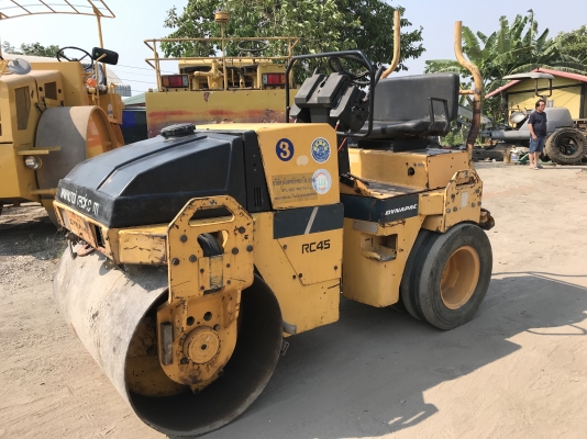 ขายรถบดหน้าเหล็งยาง DYNAPAC CC142C II พร้อมใช้งาน