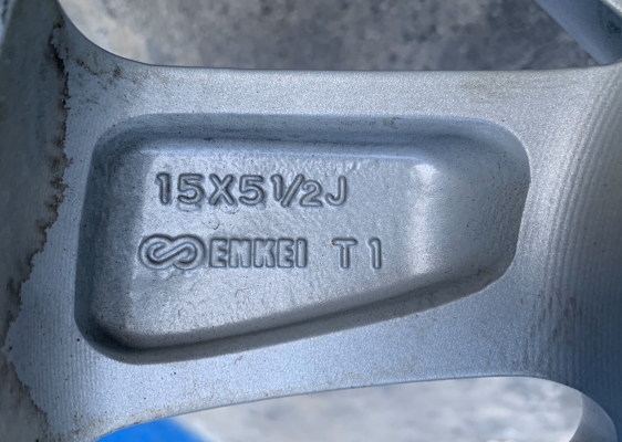 ล้อแม็กป้ายแดง 4รู100 Nissan Almera รุ่นใหม่ล่าสุด ขอบ 15 สวยกริ๊บ เนียนๆ ล้อแม็กป้ายแดง 4รู100 Nissan Almera รุ่นใหม่ล่าสุด ขอบ 15 สวยกริ๊บ เนียนๆ